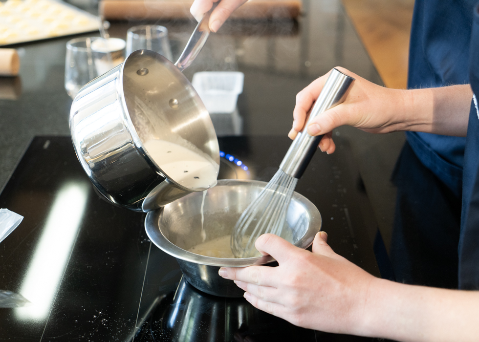 Pastry cooking class in Paris O'Bon Paris Easy to be Parisian